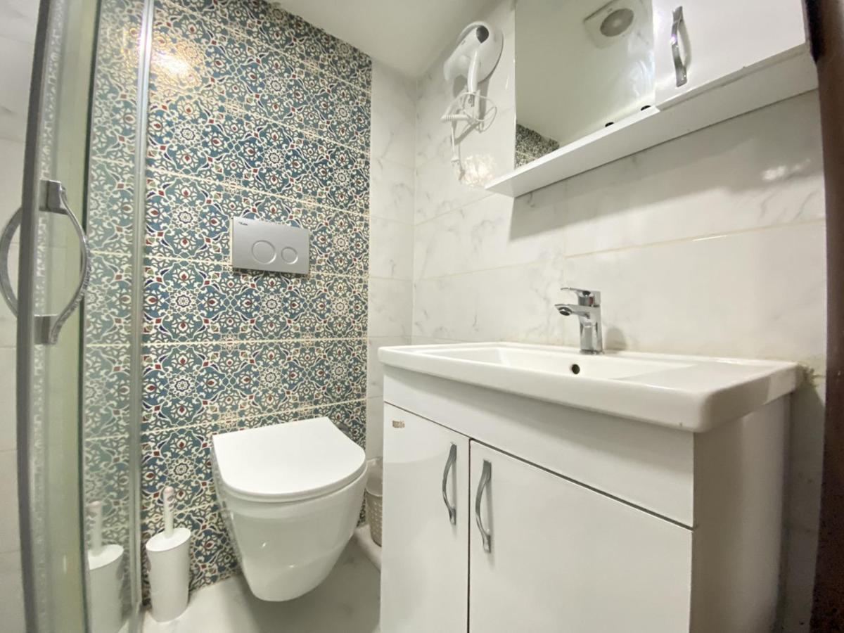 Comfortable And Central Studio Flat In Beyoglu Appartement Istanboel Buitenkant foto